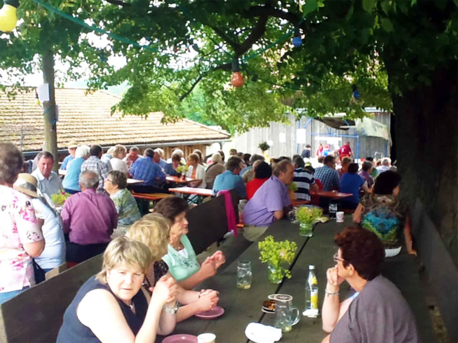 Lindenbluetenfest 2023 Imker Kreisverband Waldmuenchen